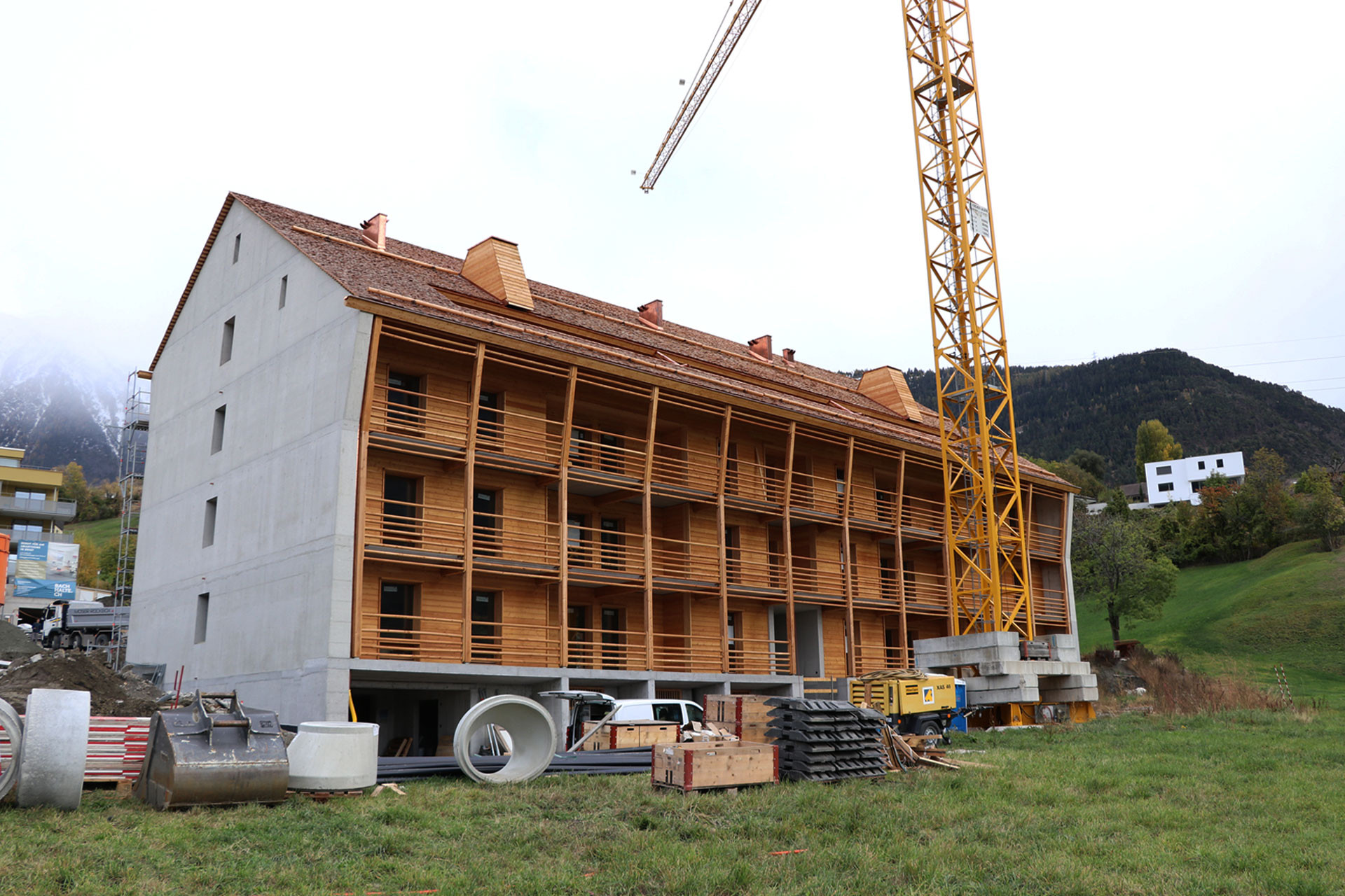 Vue générale de la phase de construction du centre communautaire de St. Ursula